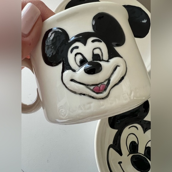 Vintage Mickey Mouse 3D Ceramic Dinner Plate & Mug 1970's Walt Disney. - Picture 4 of 10